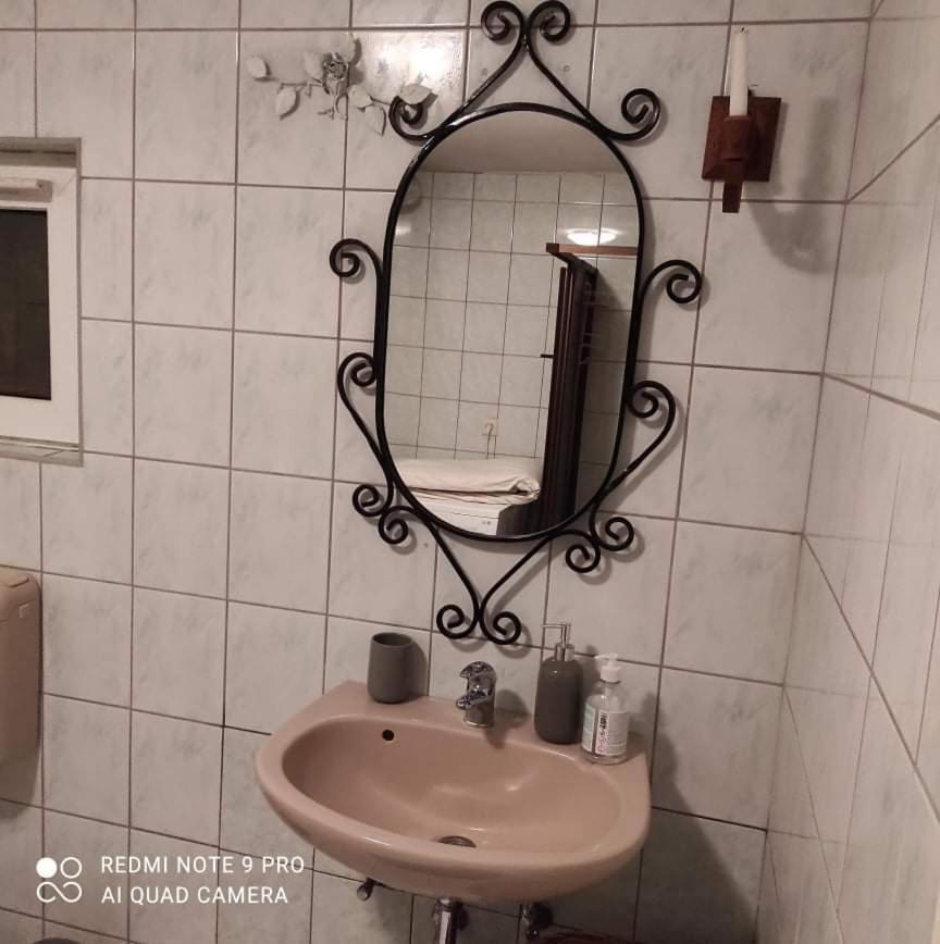 Lavendel Apartman Harkan Exterior foto